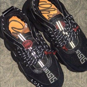 Versace chain reaction